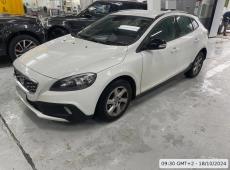 VOLVO V40 CC D2 Kinetic, 115 PS